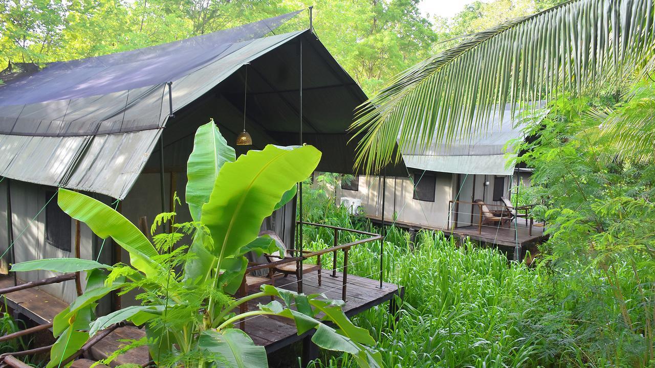 River Glamping By Gaga Bees Udawalawe Exterior photo